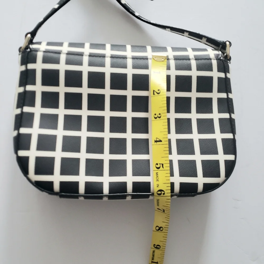 Kate Spade NWOT Saffiano Leather Crossbody Flap Bag NEVER USED.